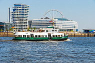 Hafenfähre Kirchdorf - das historische Typschiff der Hadag in der Hafencity in Hamburg