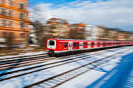S-Bahn im Schnee in Hamburg