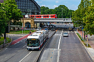 Metrobus der Linie M5 am Dammtor in Hamburg