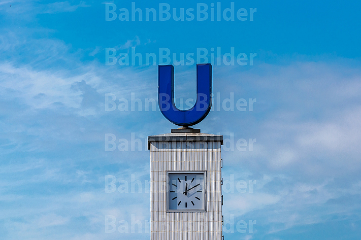 U-Bahn-Symbol an der Feldstraße in Hamburg