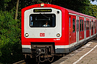 S-Bahn im Bahnhof Holstenstraße in Hamburg 