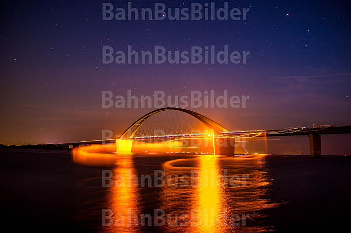 Fehmarnsundbrücke bei Nacht (Vogelfluglinie)