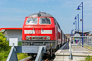 Intercity im neuen Bahnhof Burg auf Fehmarn in Schleswig-Holstein