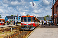 Zug der Lemvigbanen im Bahnhof Lemvig